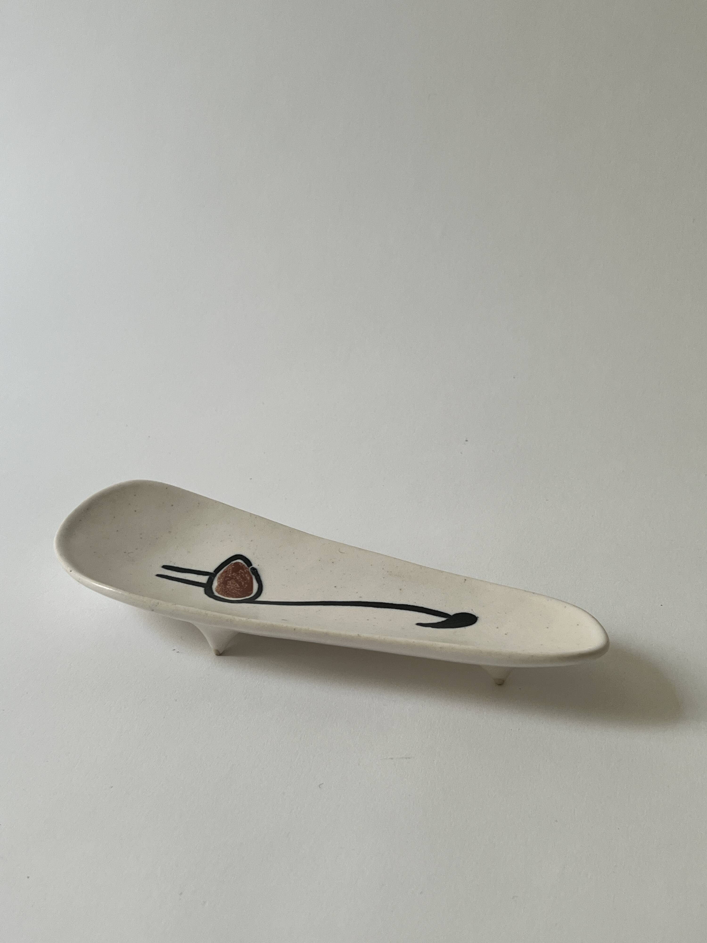 Ceramic pocket emptier signed Guy Rolland Marcy, France 1950