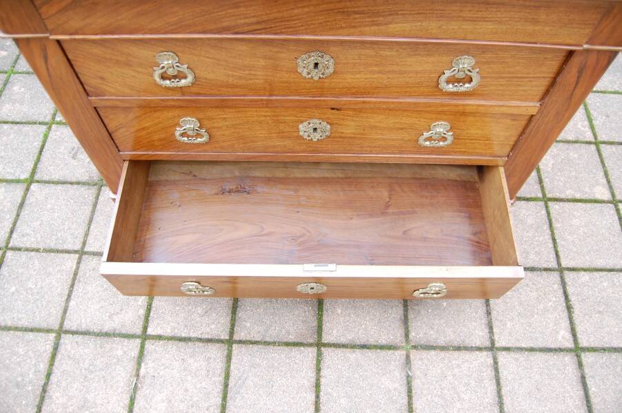 commode d époque louis philippe en noyer du 19e siécle