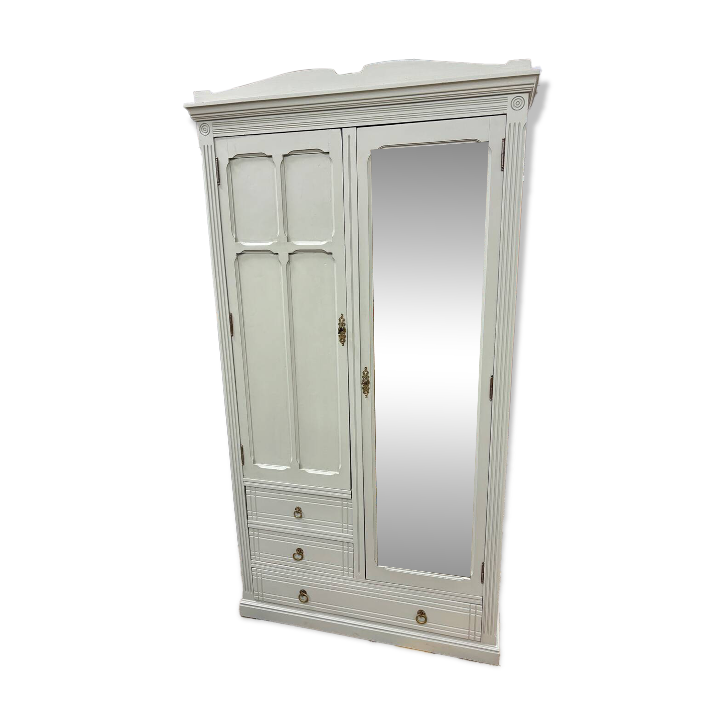 Armoire de chambre