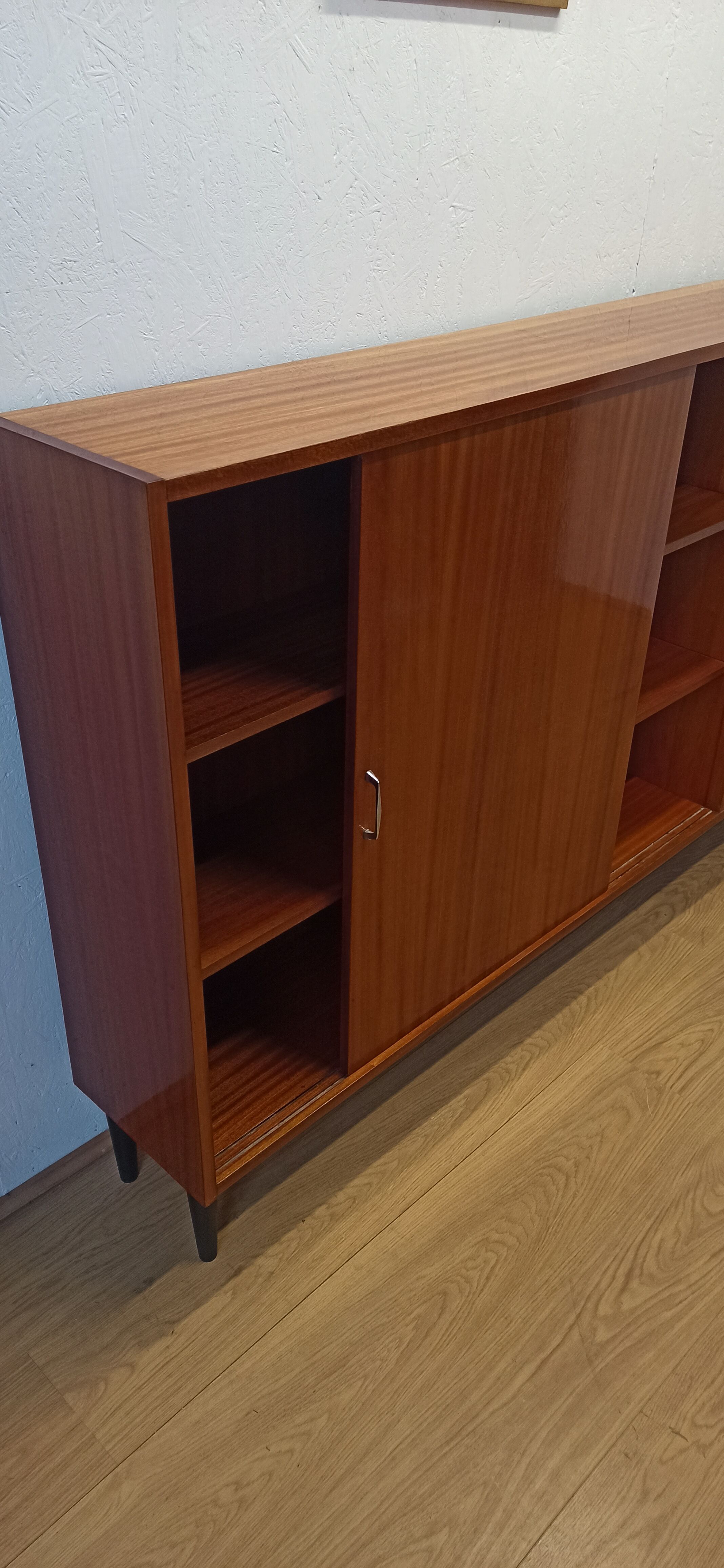 Buffet moderniste, des années 1970