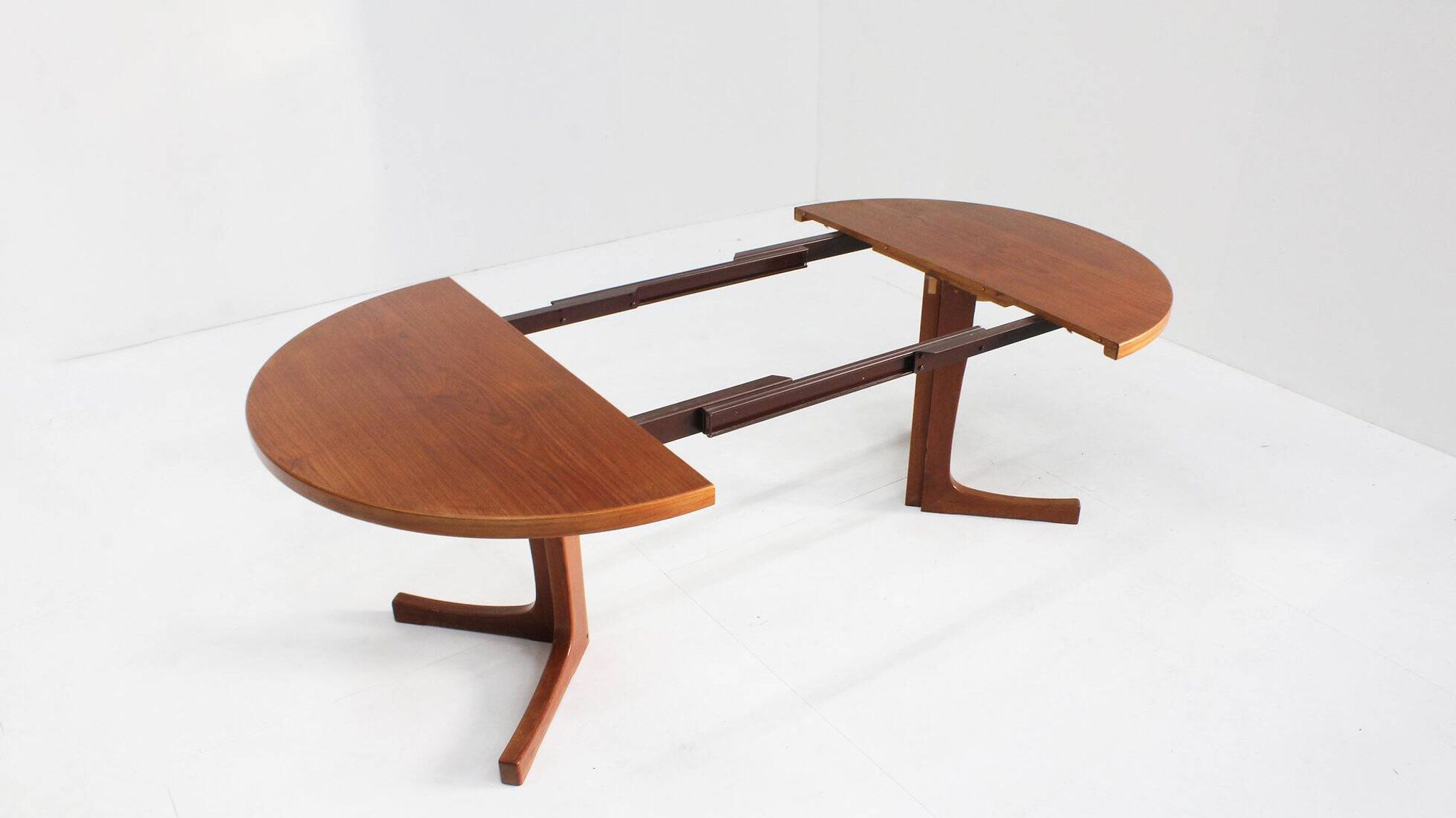Vintage Danish round extendable dining table teak 1960s