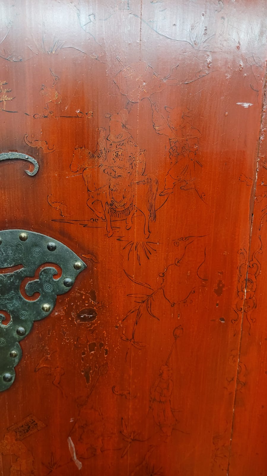 Asian wardrobe