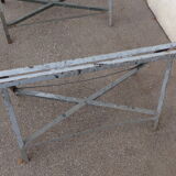 Table basse sur tréteaux