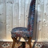 Suite de 8 chaises de style Haute époque - Renaissance