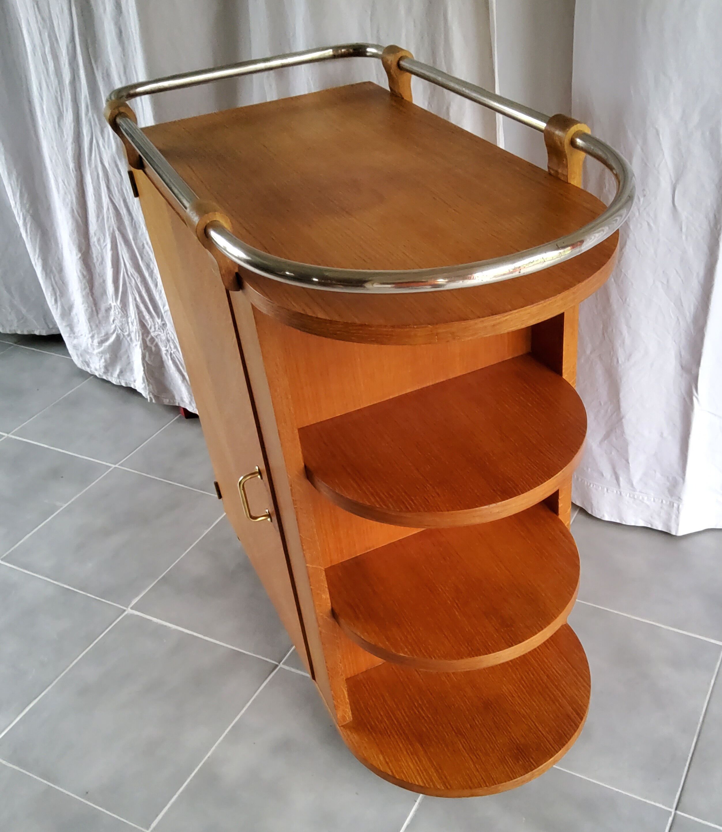 Art deco bar furniture