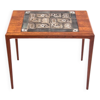 Side table with ceramics, Denmark, 1960s. After renovation.