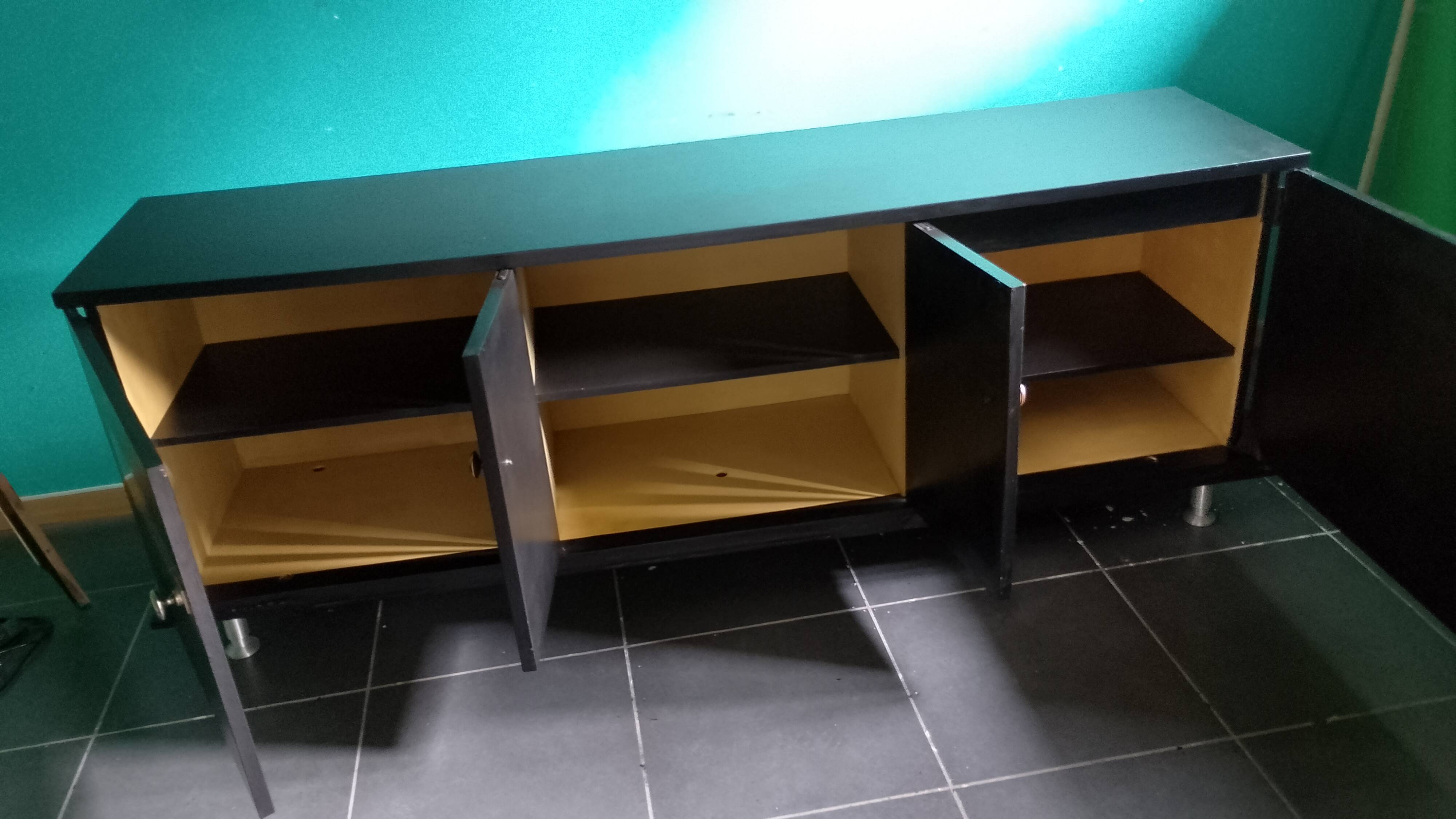 buffet with 4 doors fully restored, keeping its vintage style