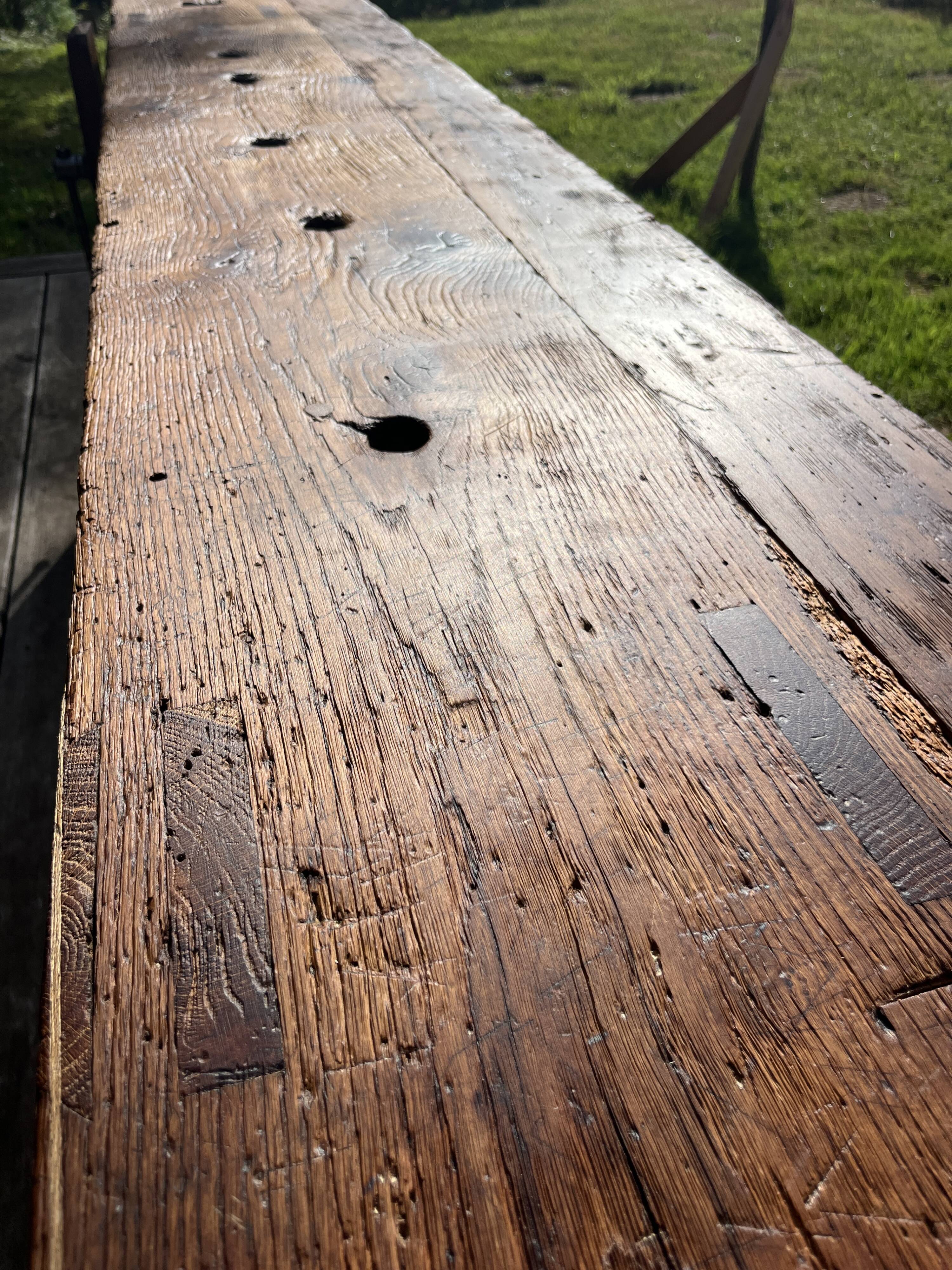 Restored antique carpenter's workbench in solid oak - 245 cm
