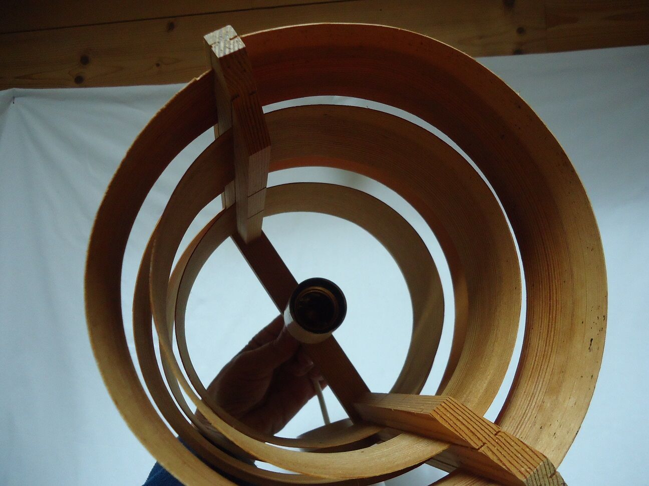 Suspension wood of Hans Agne Jakobsson edit Ellysett Markaryd, Suède