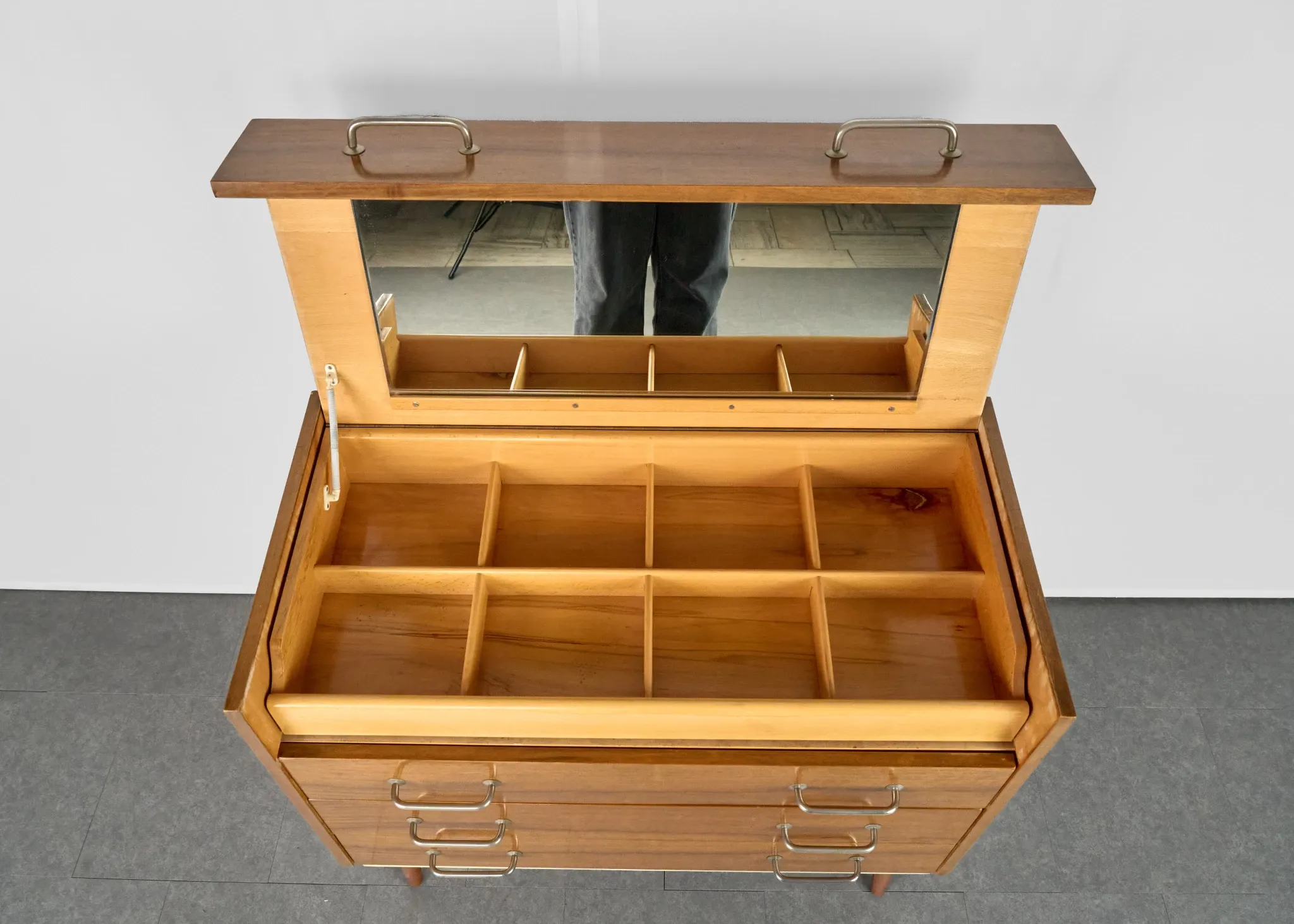 Commode vintage / Table de maquillage, années 1960, Tchécoslovaquie