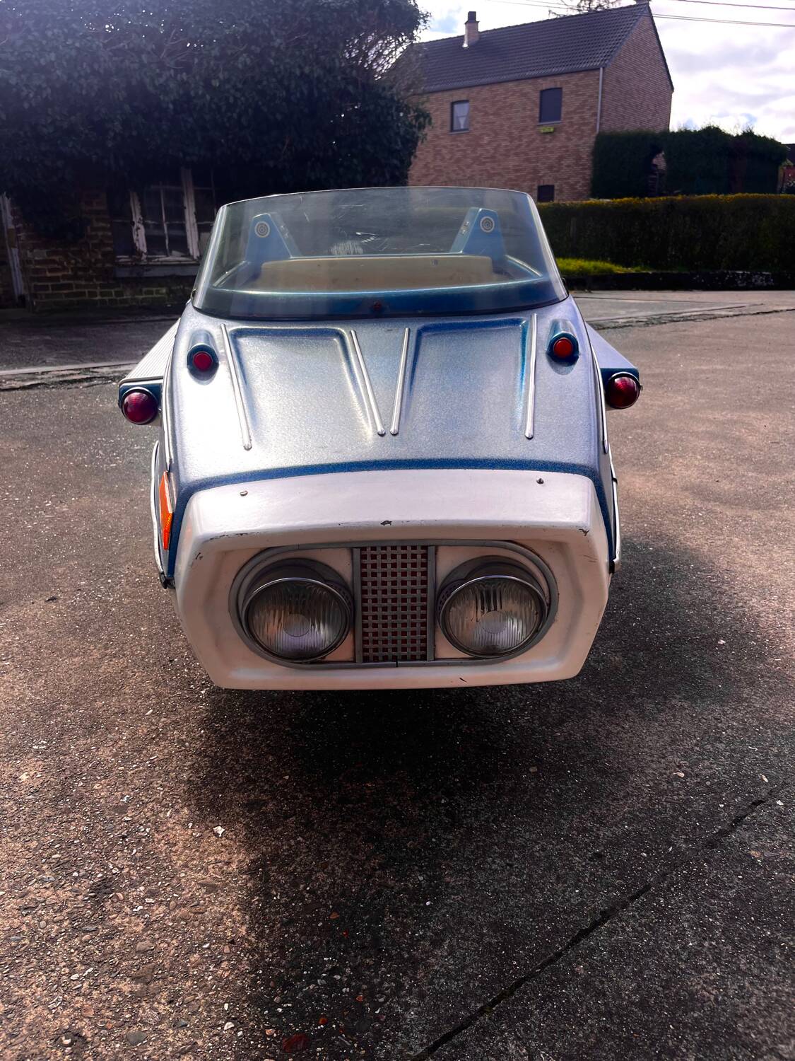 Space shuttle godbille ride subject