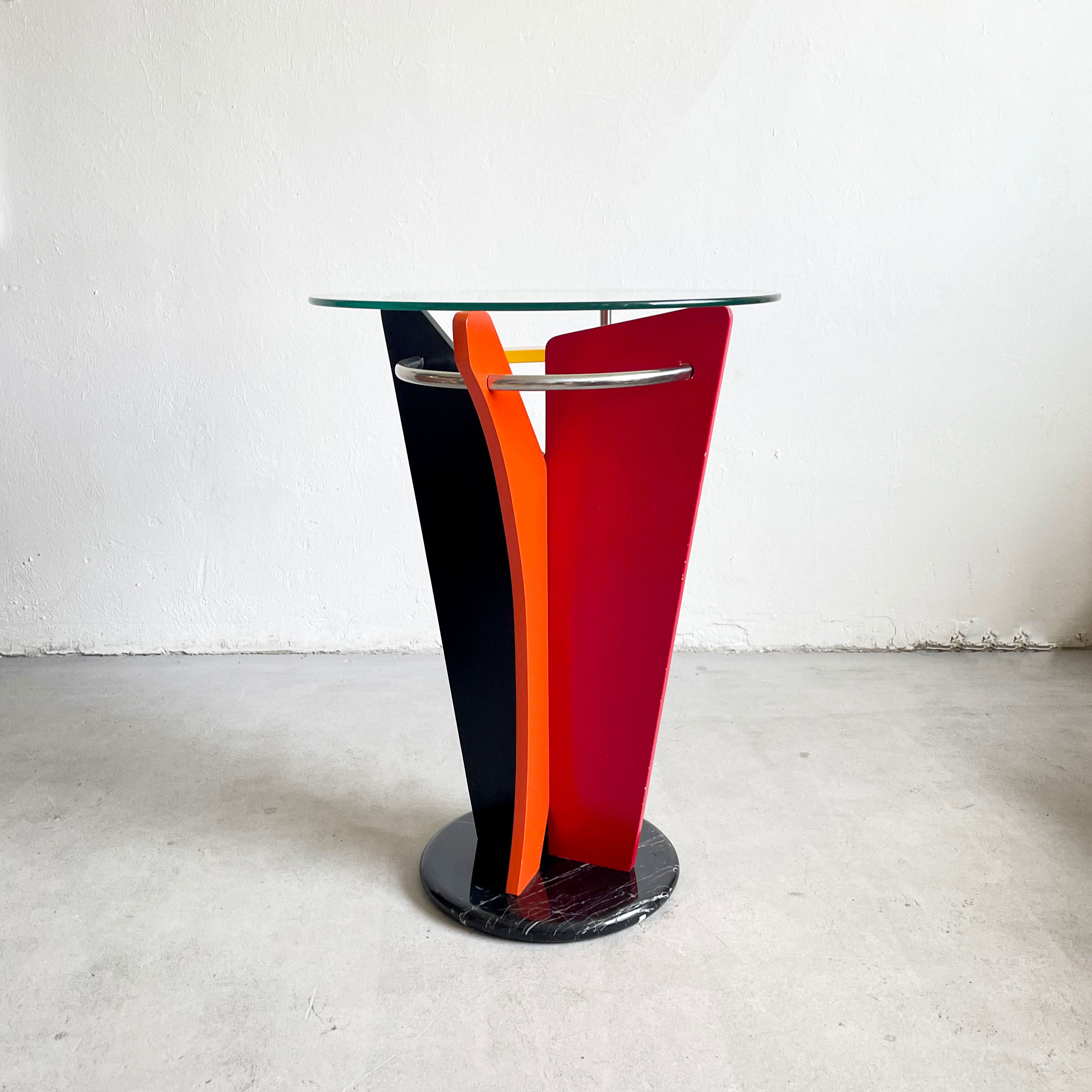 Postmodern Multicolored Italian Memphis Design Pedestal Gueridon Side Table
