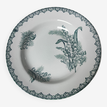 Saint Amand iron earthenware plate