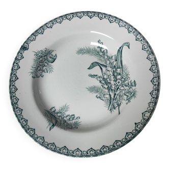 Saint Amand iron earthenware plate