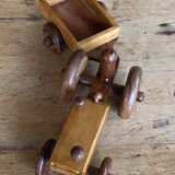 Jouet artisanal en bois