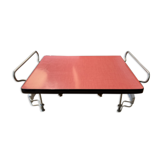 Plateau de service en formica rouge