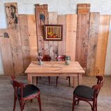 Farm table