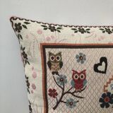 Owl cushion