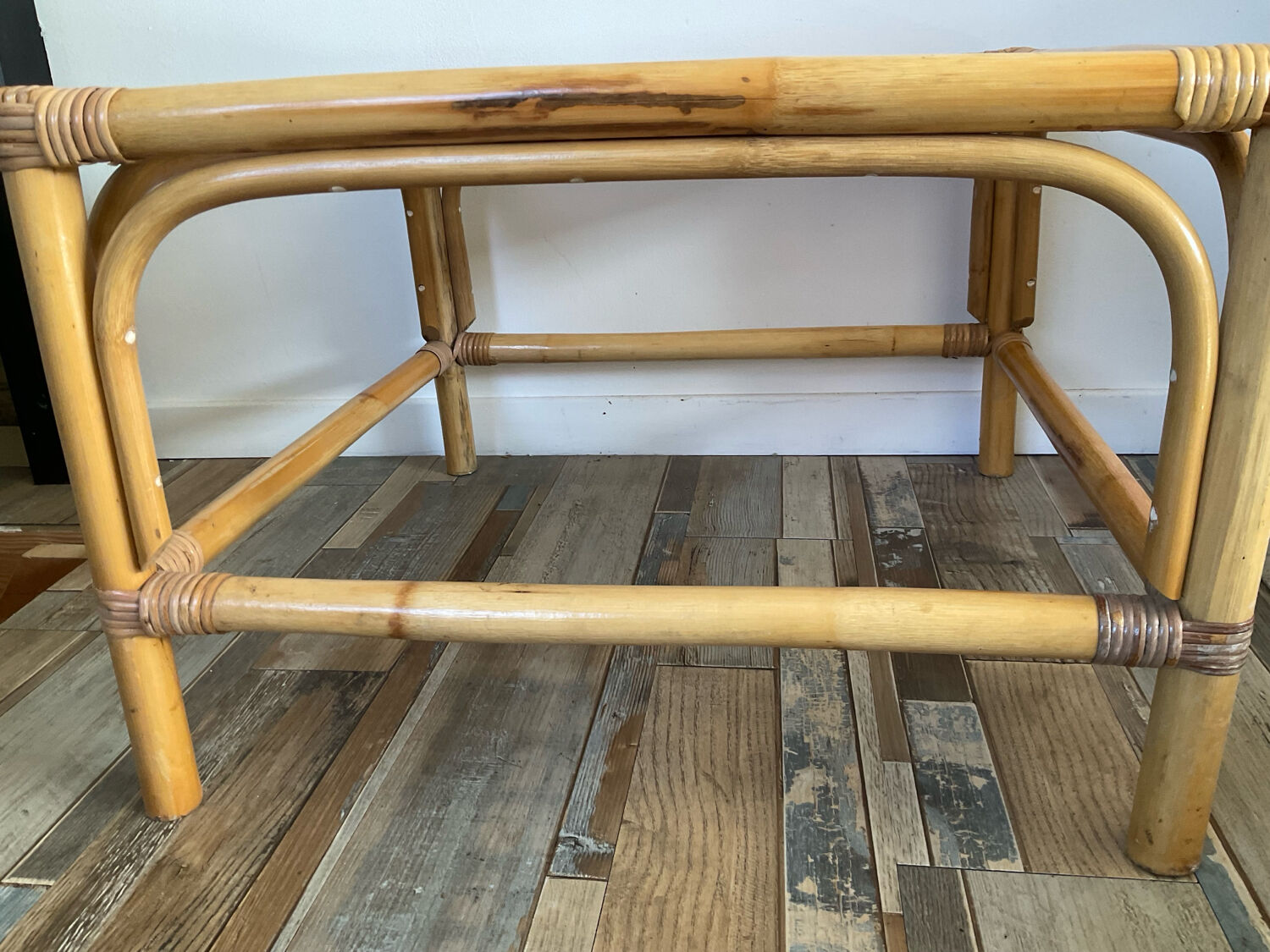 Tabb bo the vintage rattan and smoked glass bass