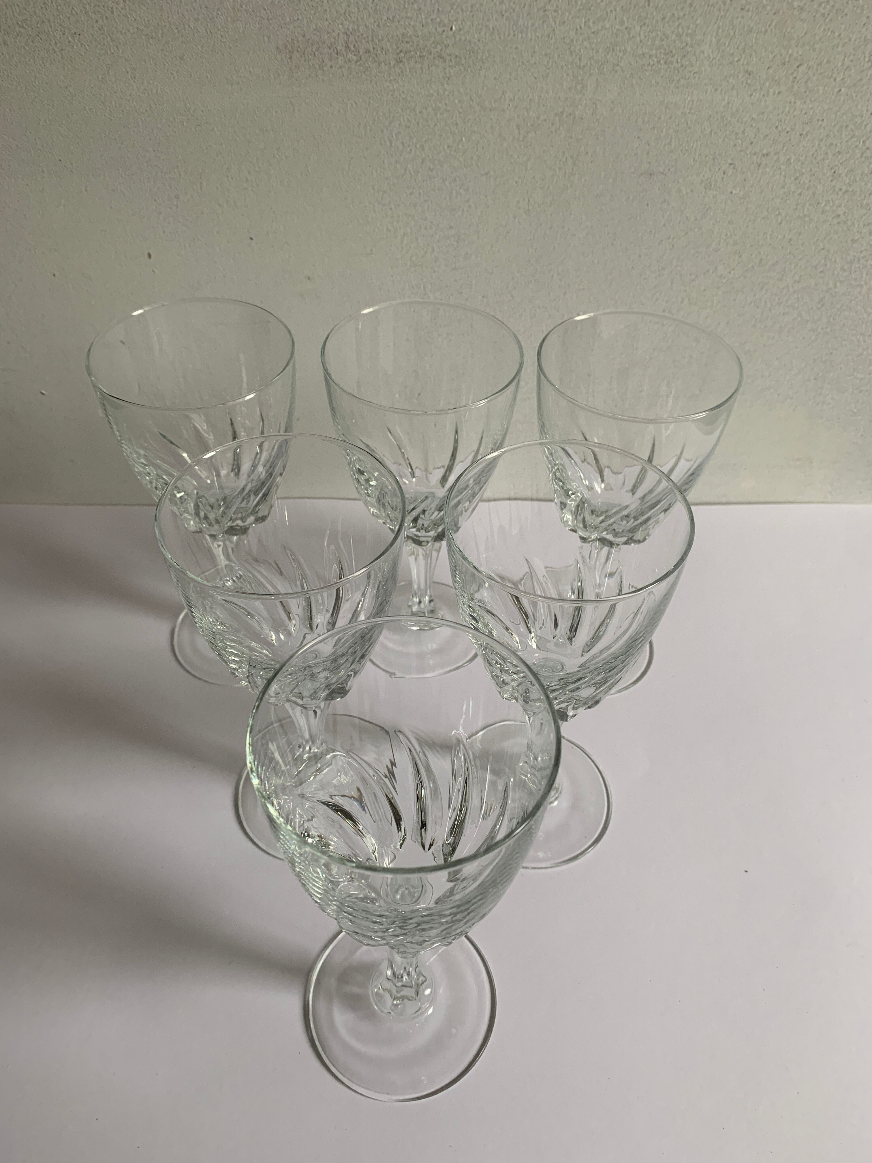 6 crystal wine glasses