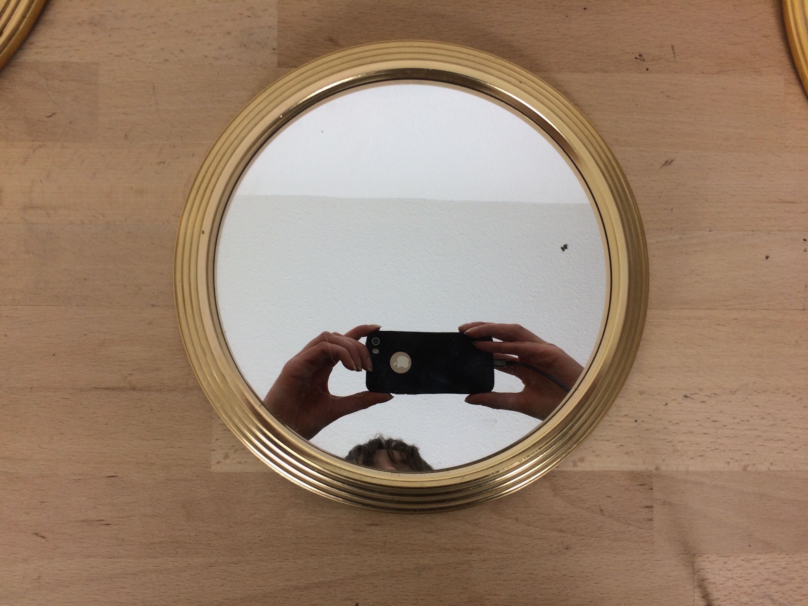 Set de 4 miroirs ronds cerclage doré 29cm