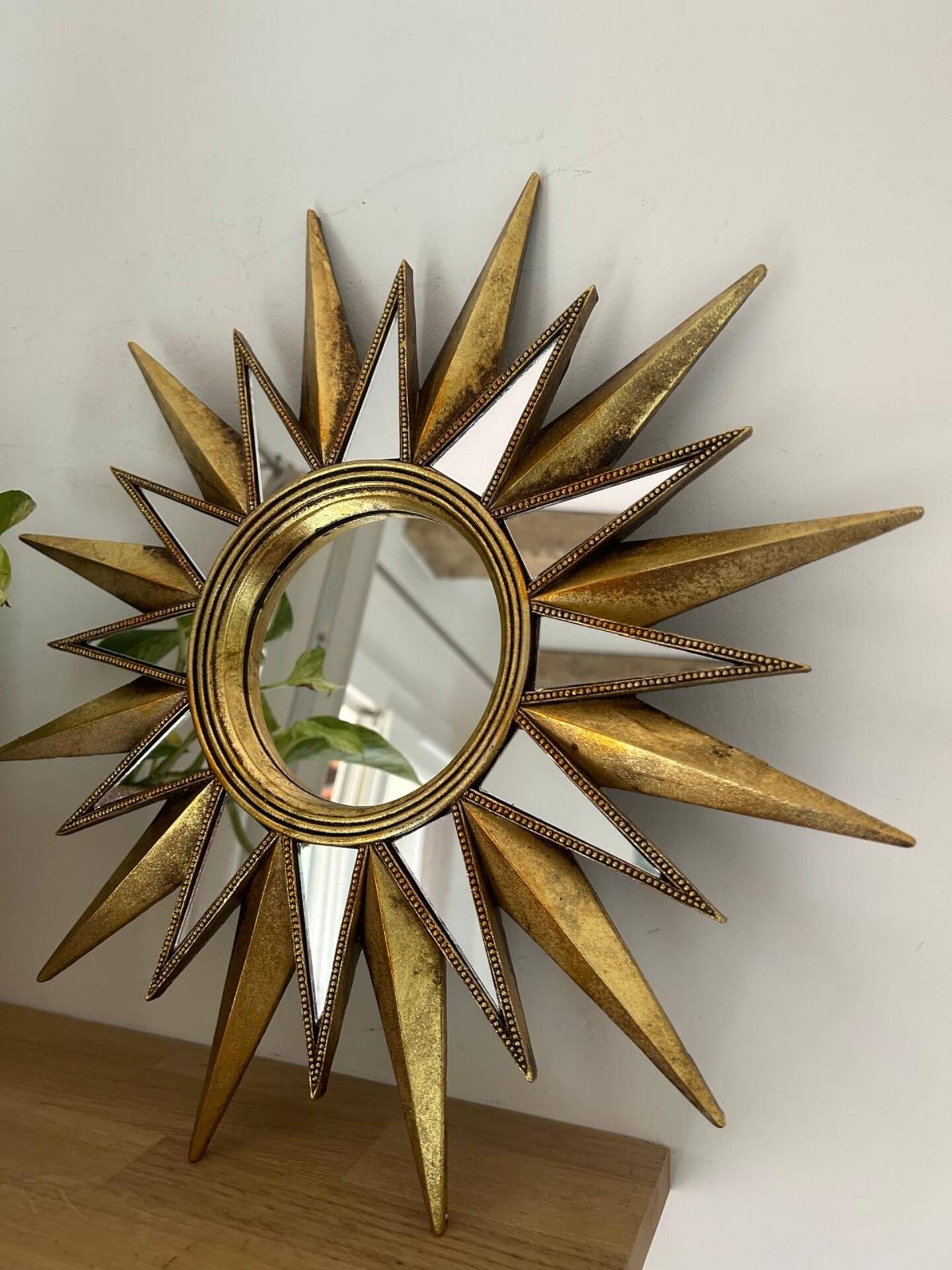 Grande étoile décorative avec miroir mural