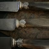 Box 9 knives +3 offered.old .