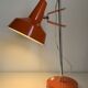 Lampe vintage 1960 Monteuse Delmas bureau orange carotte  - 44 cm