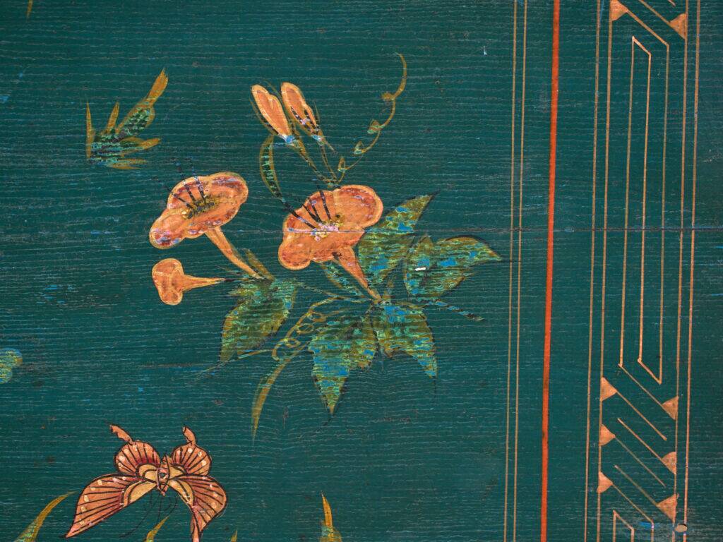 Antique Chinese chest in green lacquered elm – China, circa 1900