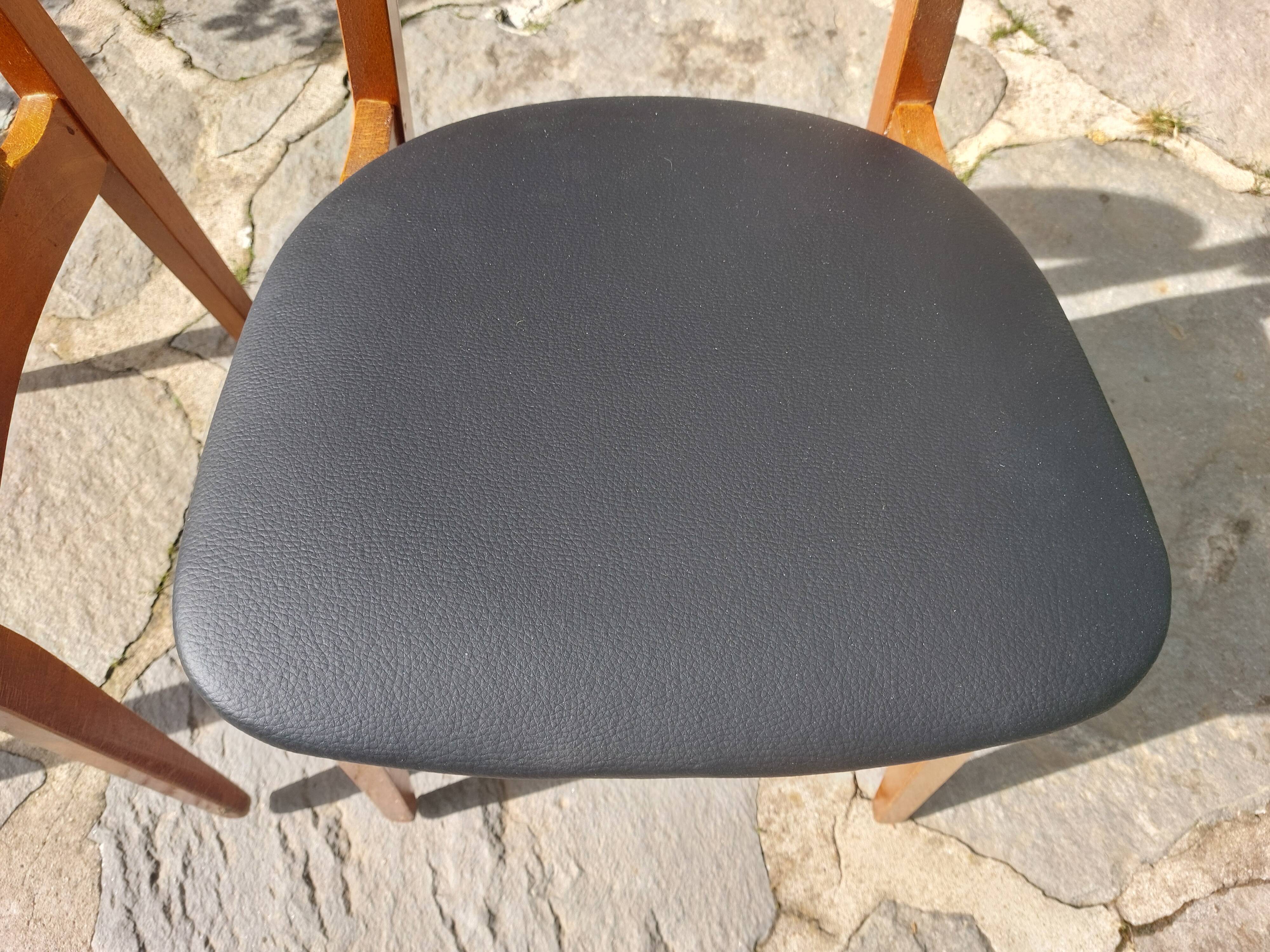 pair of Scandinavian chairs, unicorn style