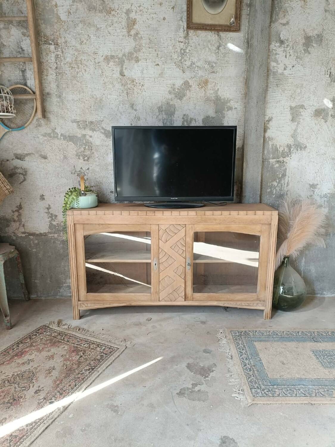 Display cabinet