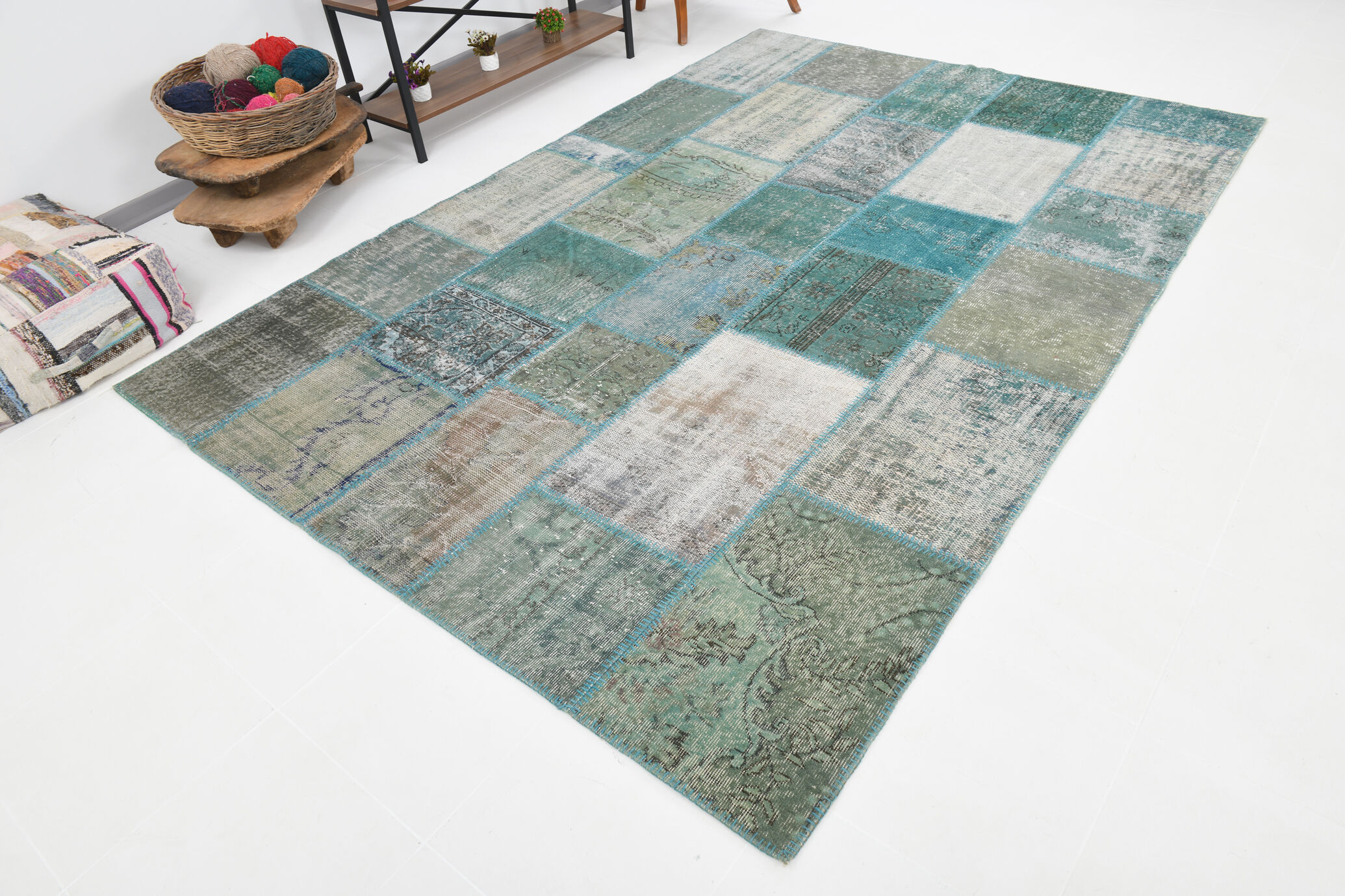 7x10 oversize teal green vintage rug 300x207cm