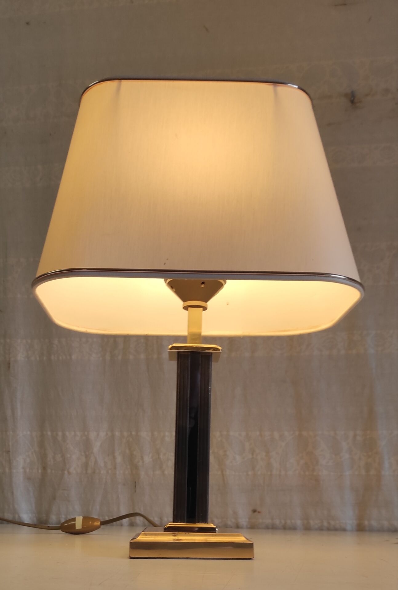 Table lamp "Le Dauphin" in gilded brass - mid 20th century