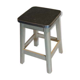 Tabouret en bois