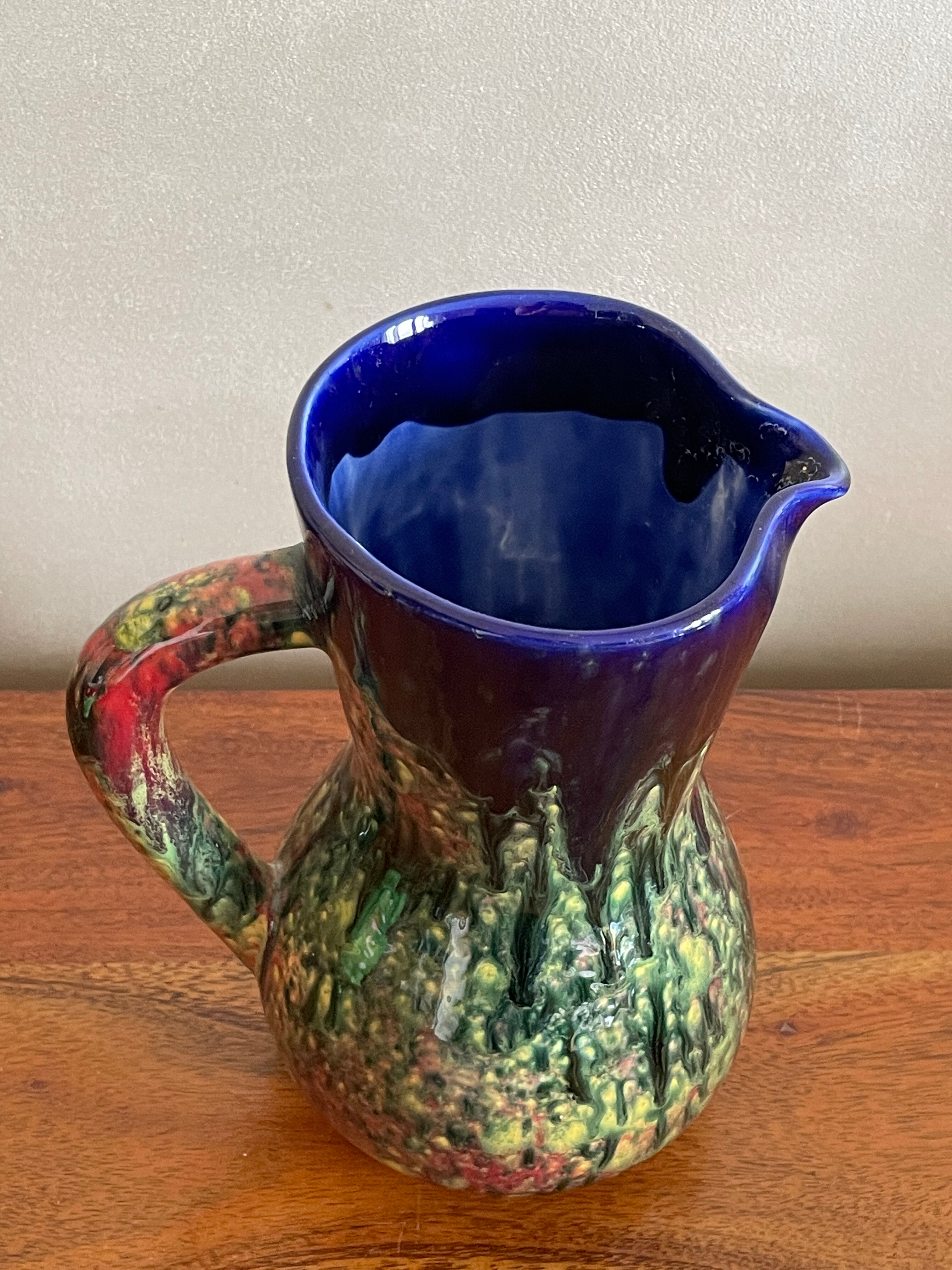 Morvan pitcher in glazed ceramic