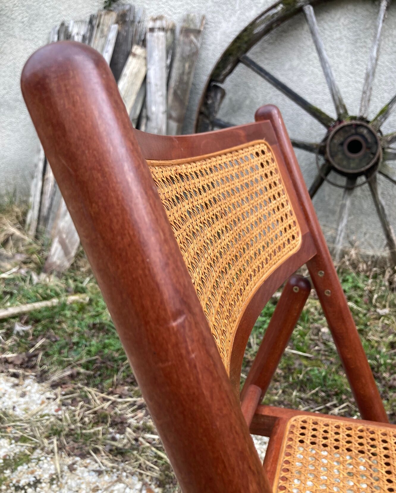 Pair of Italian folding chairs in vintage canning
