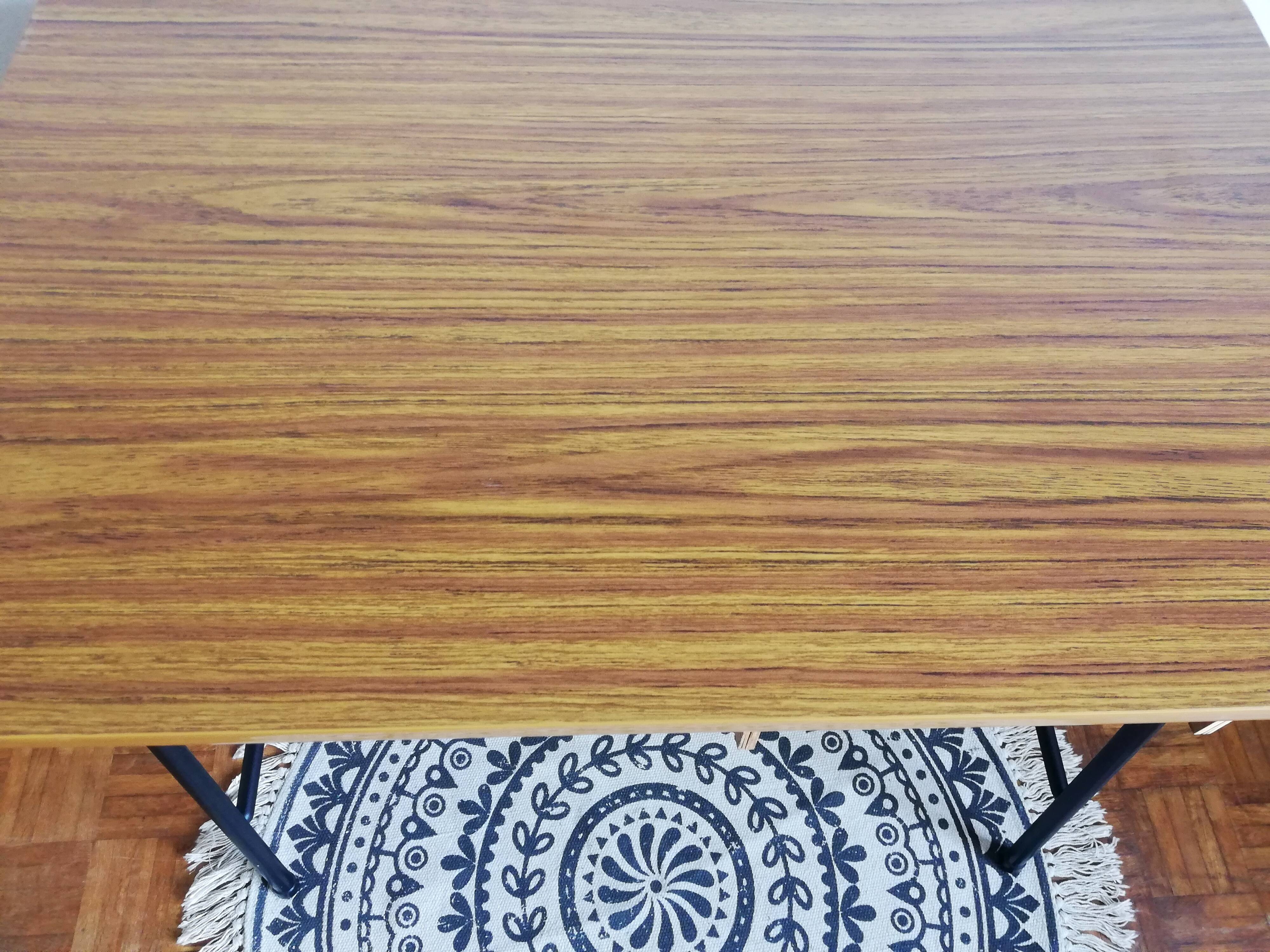 Office formica