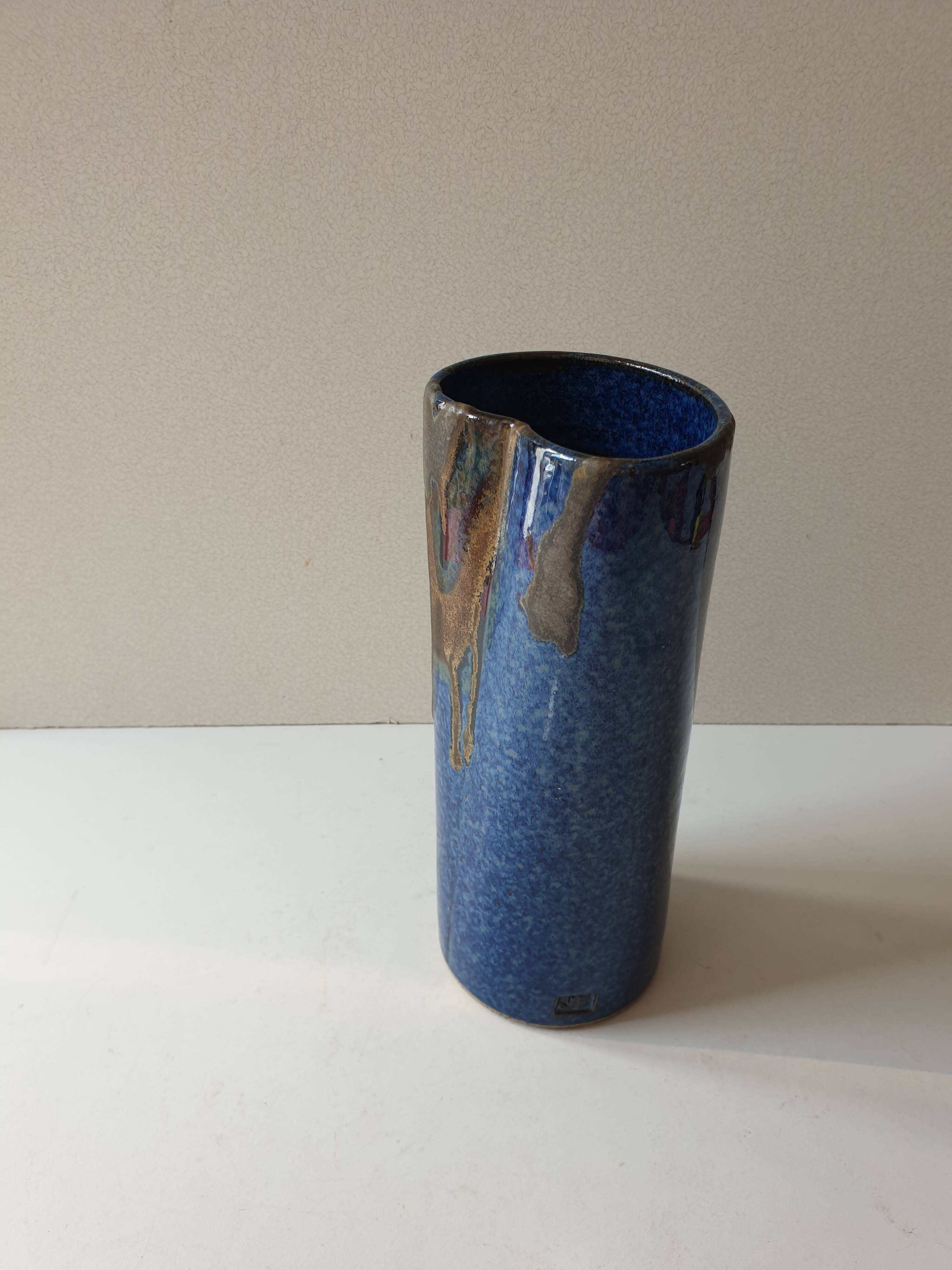 Ceramic vase with blue cover Signed Jean CACHELEUX (Puisaye)