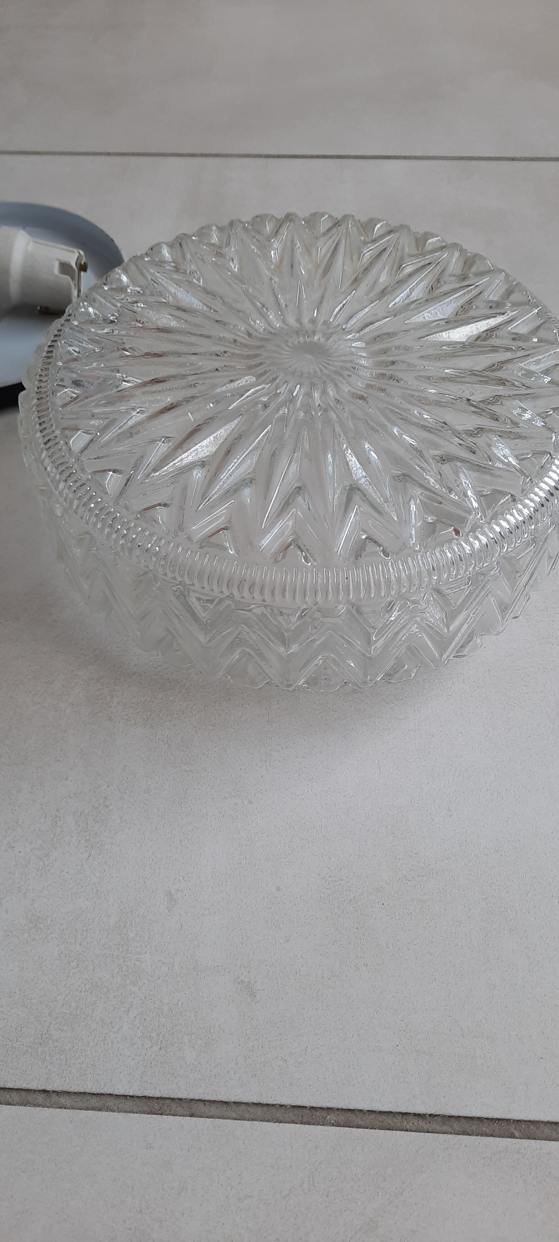 Round ceiling lamp chiseled glass shape sun