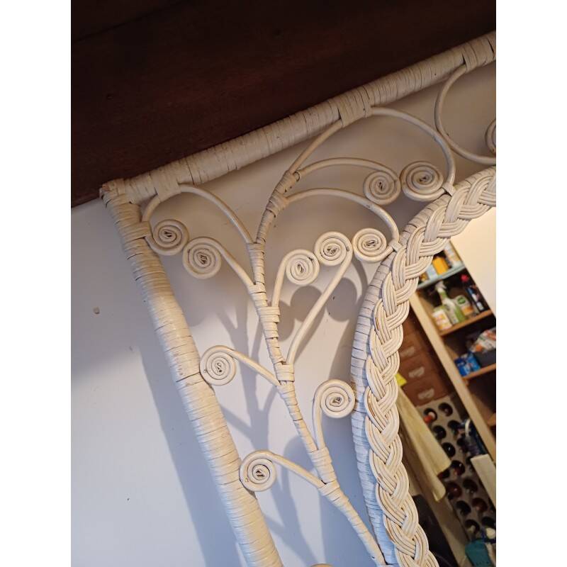 Vintage mirror in rattan and wicker