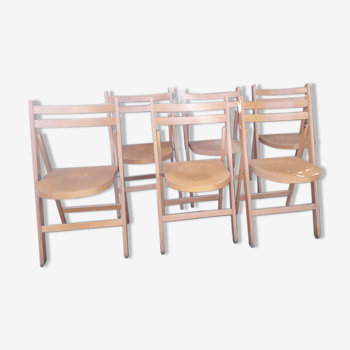 Set of 6 wooden folding chairs