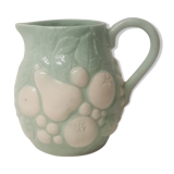Pitcher in dabbling