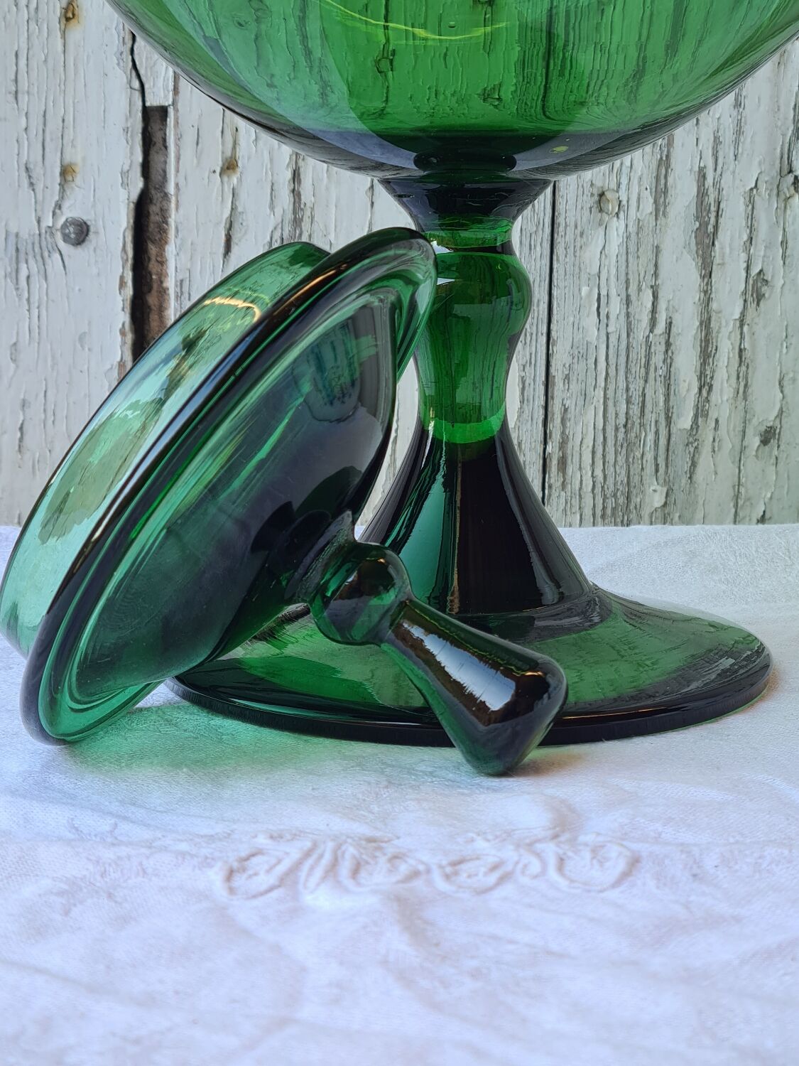 Empoli glass candy box