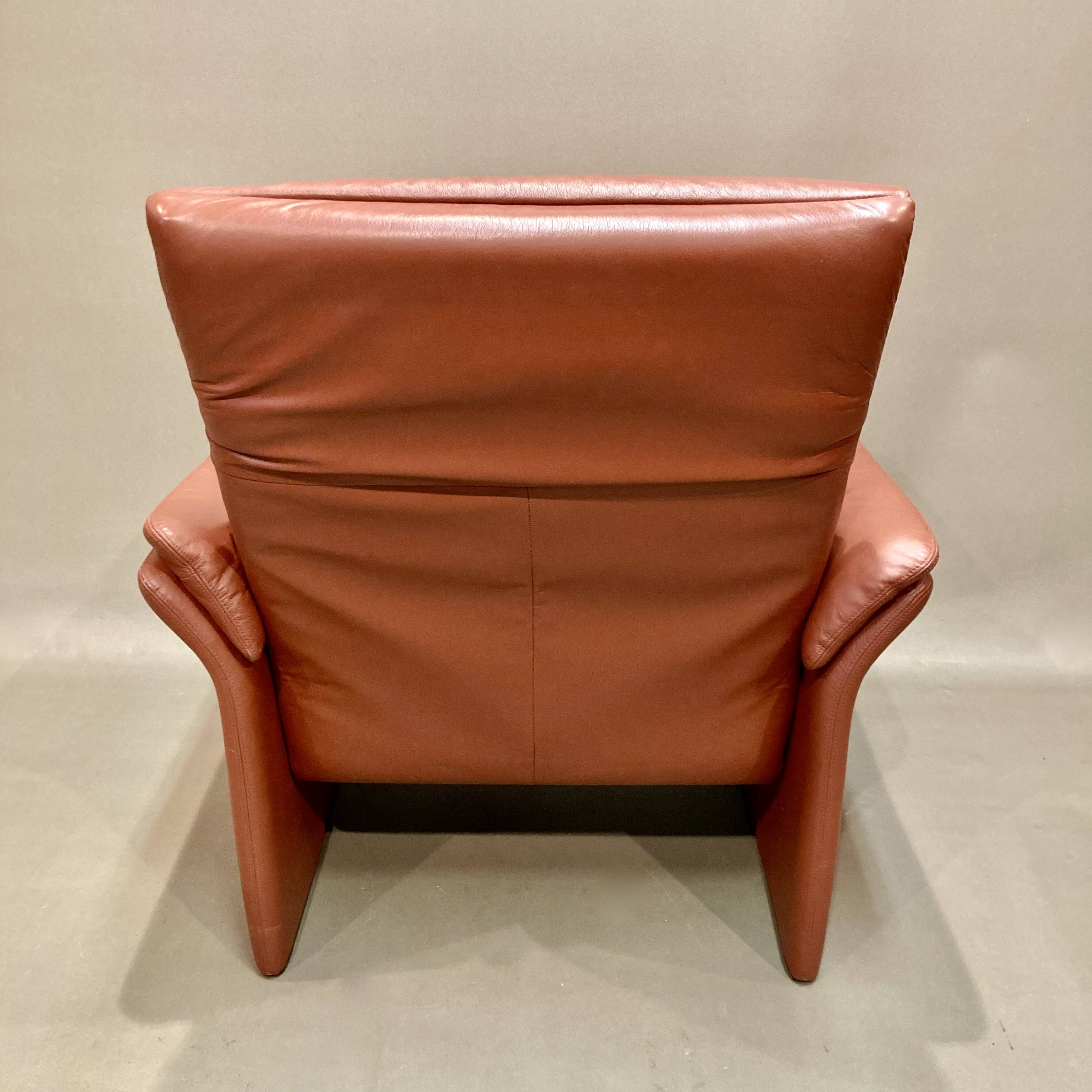 "Erpo" high designer leather armchair