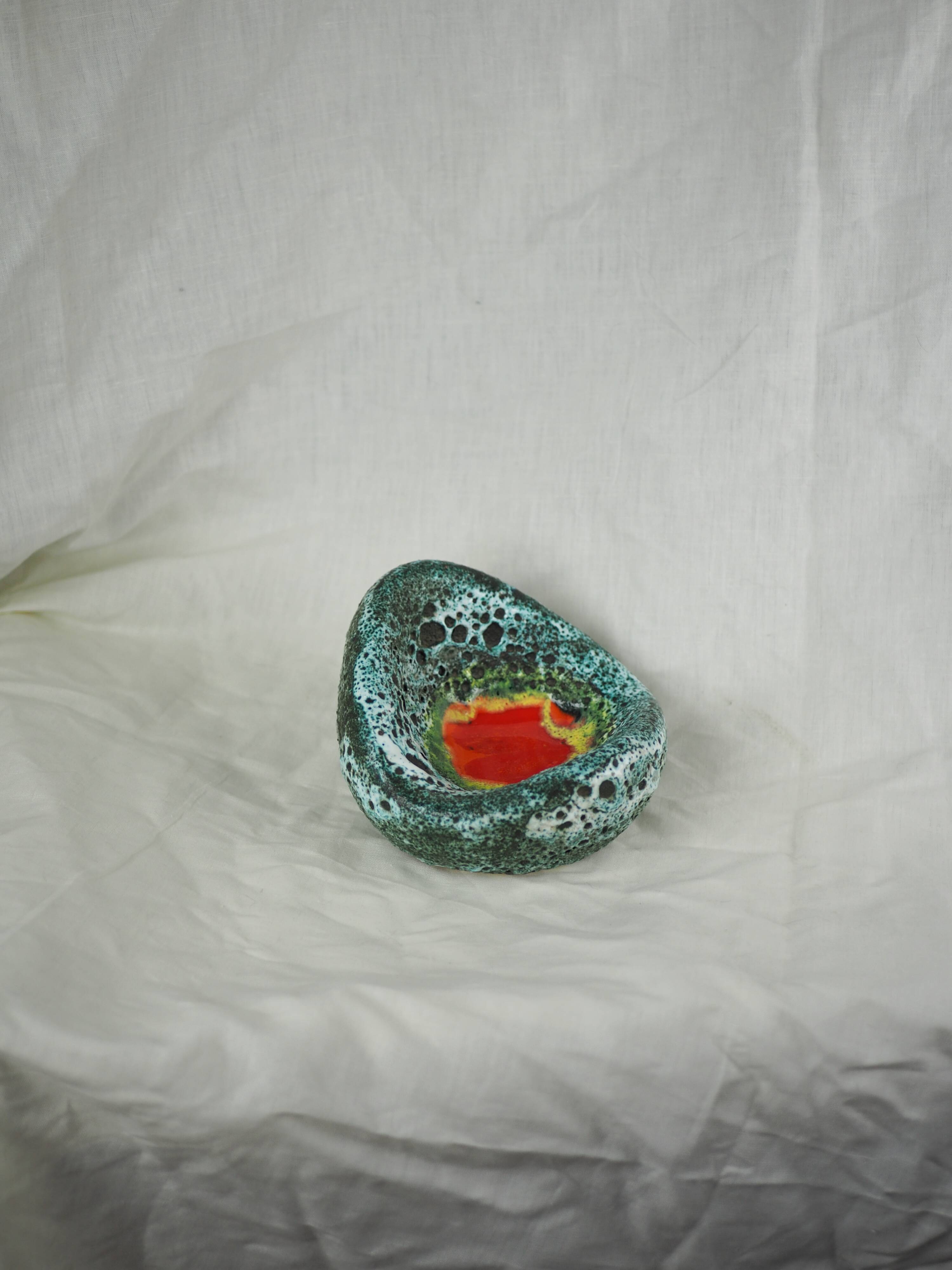 Lava and cyan foam enamel ashtray - Fat lava ceramic - 60s - 70s