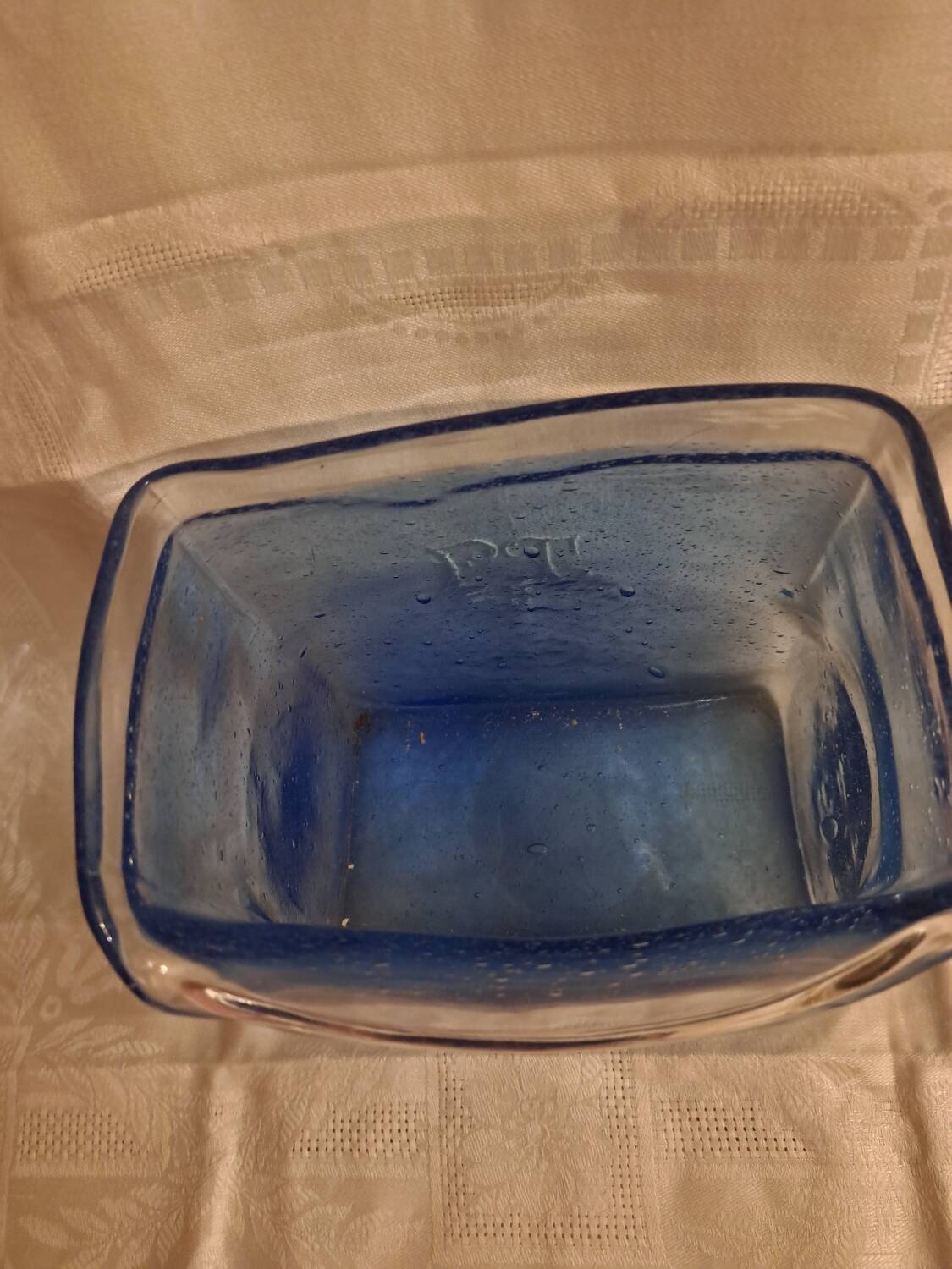 Vase  vintage en verre souffle. Henry Dean.
