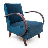 Art Deco armchair from the 1930s. Armchairs designed by J. Halabala.