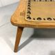 Tabouret en chêne blond spécial, petit banc des années 1960.