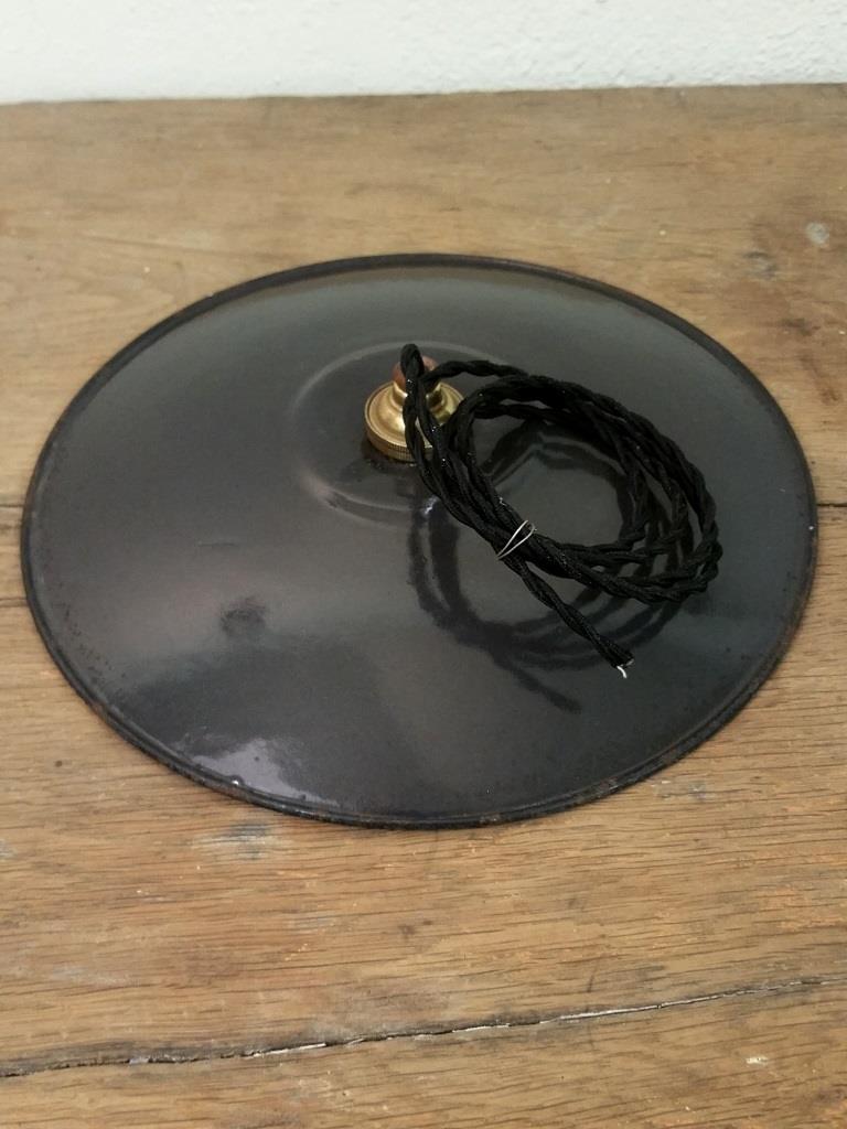 Hanging lamp in black enamelled plate