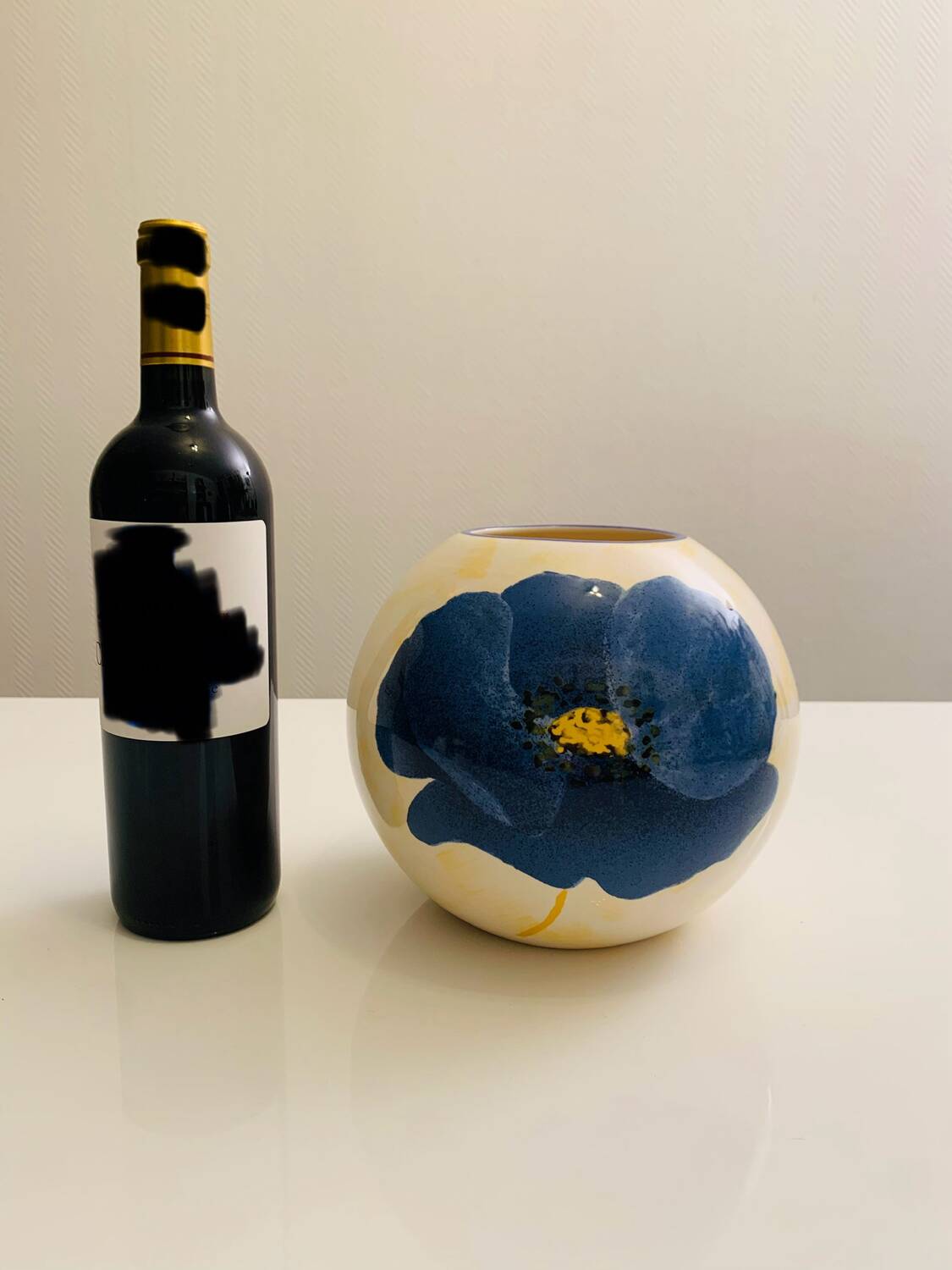 Lunéville earthenware ball vase - "Blue Anemone" collection